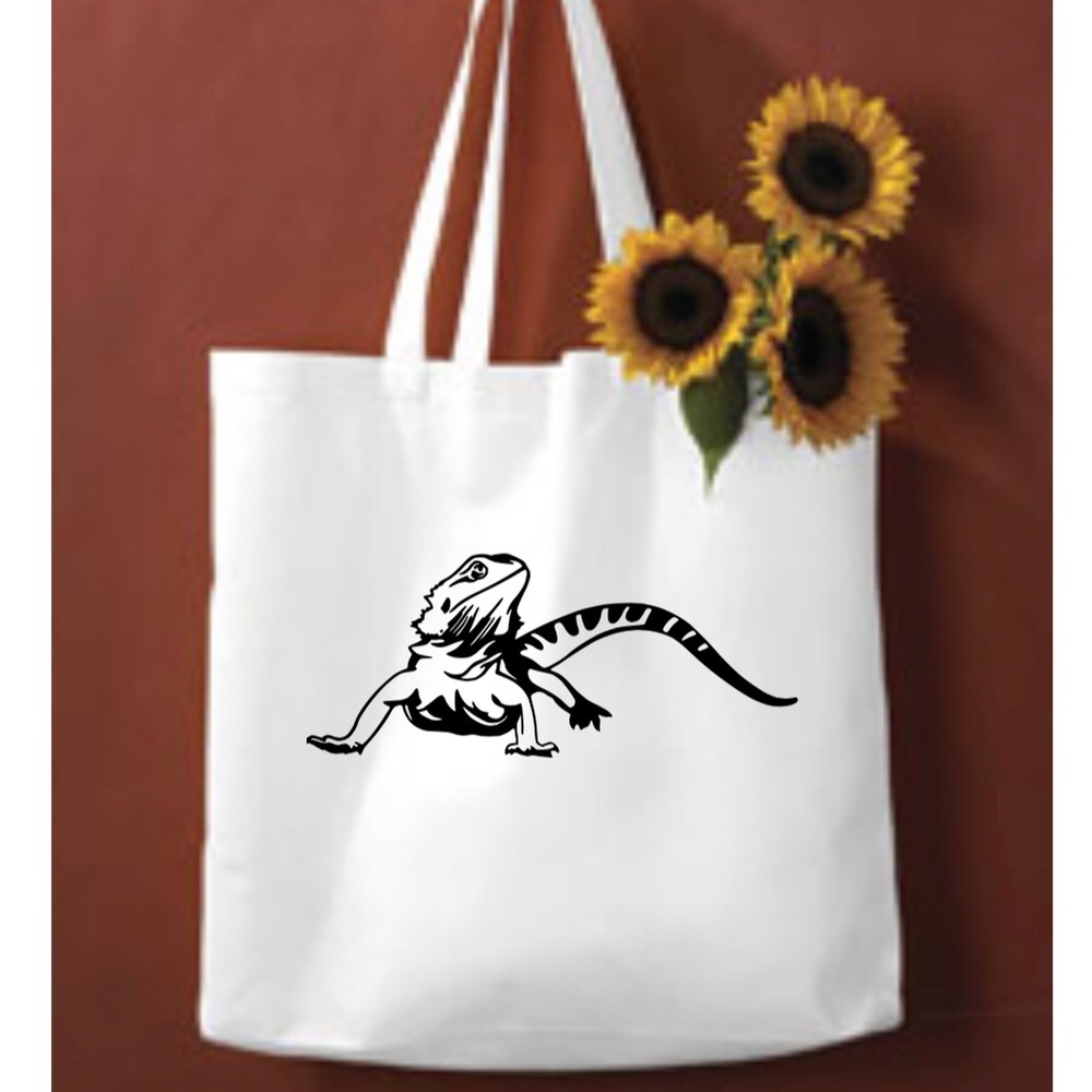 Bearded dragon tote bag